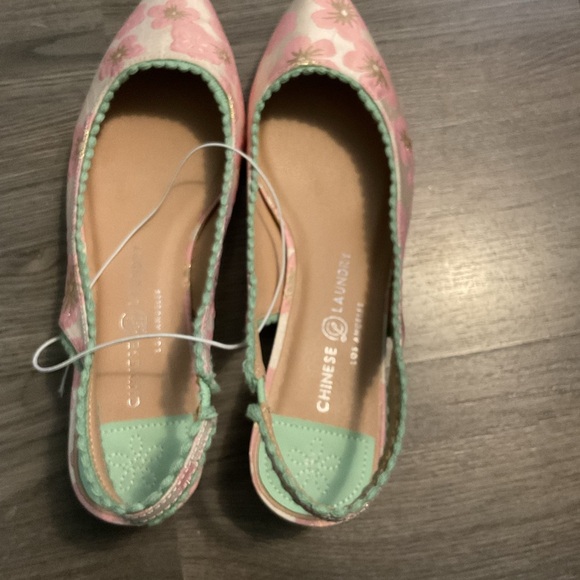Chinese Laundry Slingbacks - Picture 4 of 5